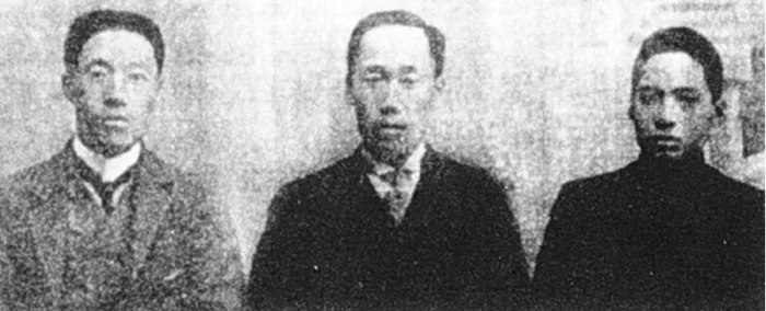 파일:검거를 받는 일행.png