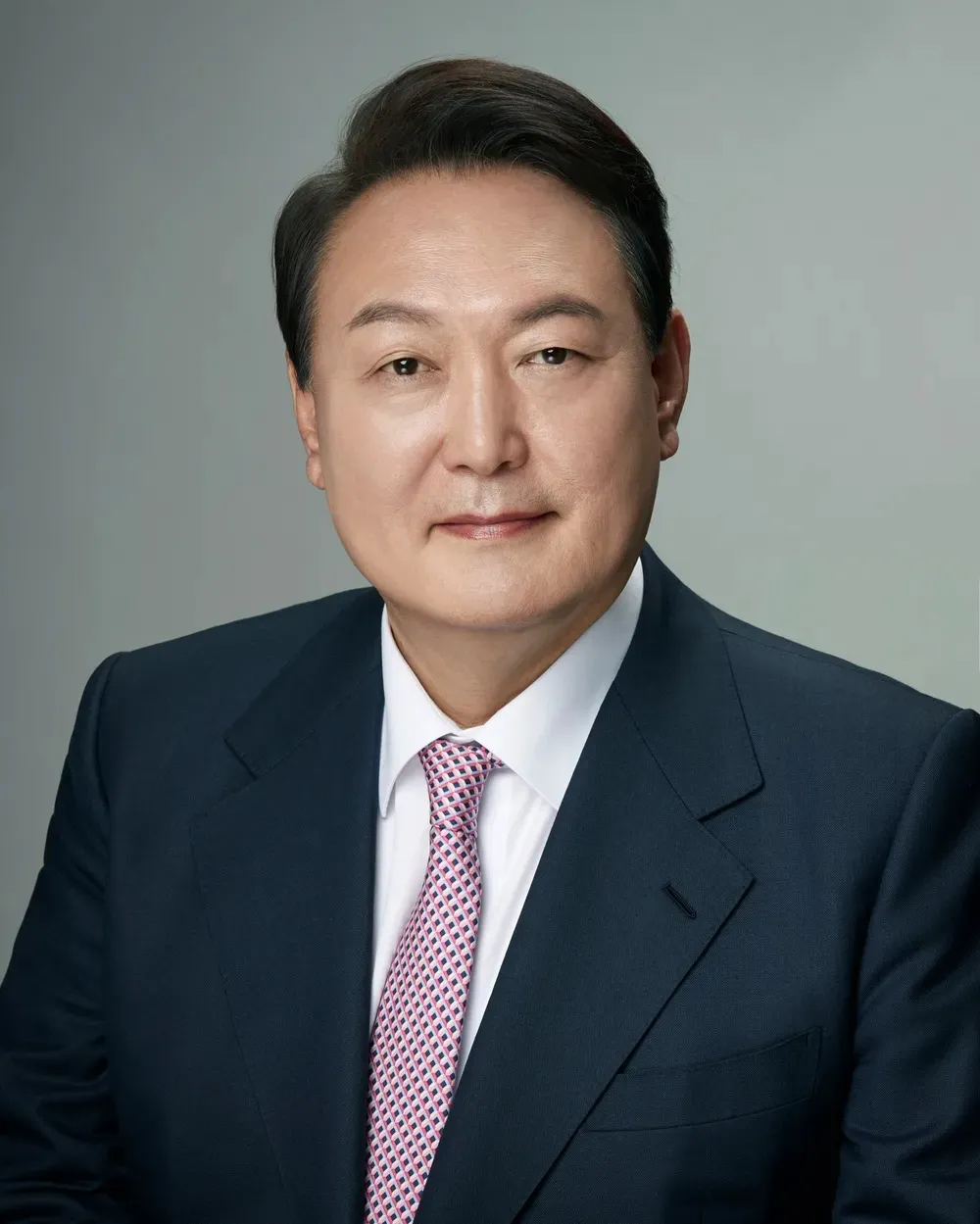 파일:South_Korea_President_Yoon_Suk_Yeol_portrait.jpg