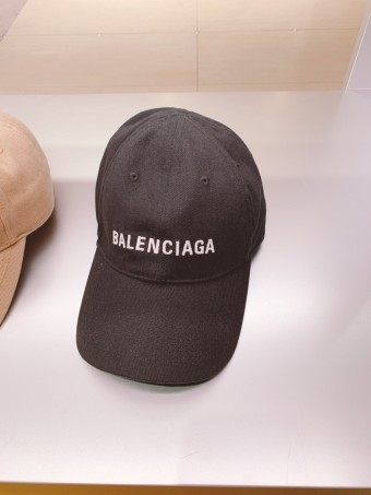 파일:발렌시아가 진품 모자.jpg