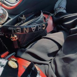 파일:송지아 샤넬 가품 가브리엘 호보백1.jpg