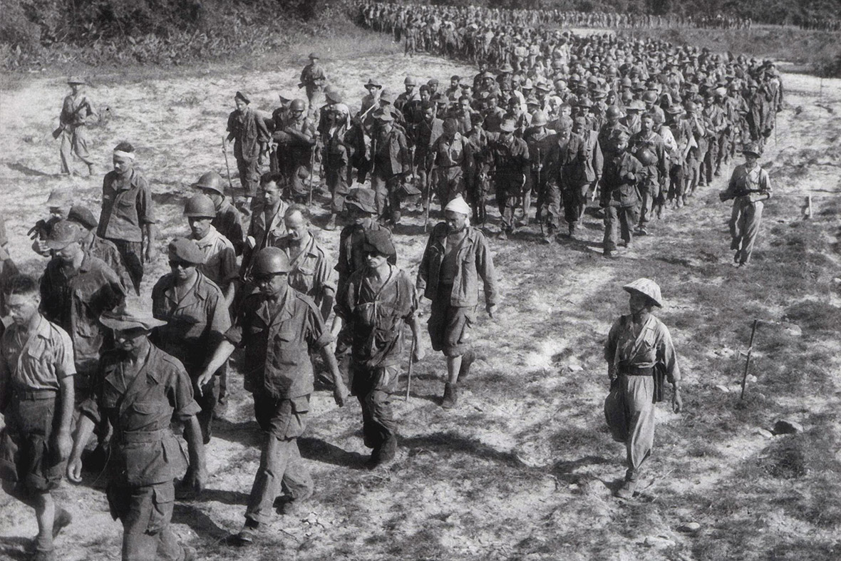 파일:Dien_Bien_Phu_1954_French_prisoners.jpg