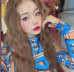 파일:송지아 버버리 가품 바디수트.jpg