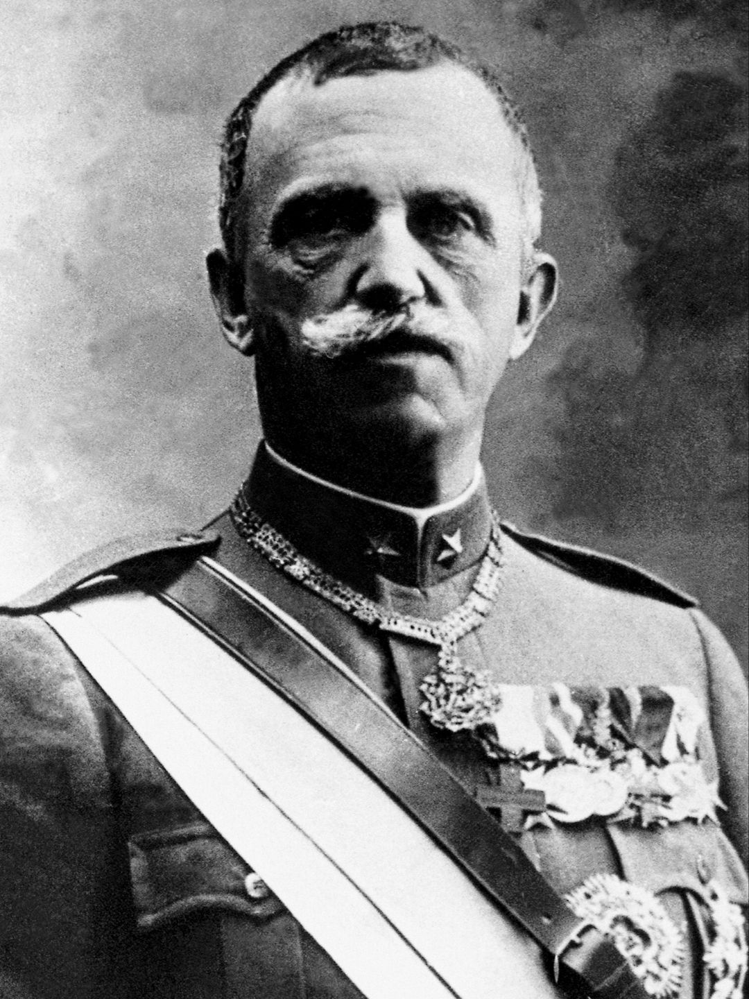 파일:비토리오 에마누엘레 3세.jpg