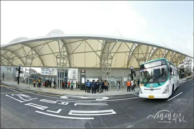 파일:202403171829383febf7f57cc2f574.jpg