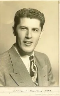 파일:StanleyDunham.jpg