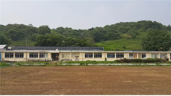 파일:횡천초등학교전대분교장.jpg