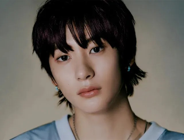 파일:앤톤 프로필_Talk Saxy.jpg