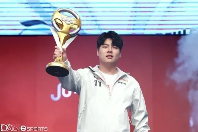 파일:Kart Xiaopang 2020 Champion.webp