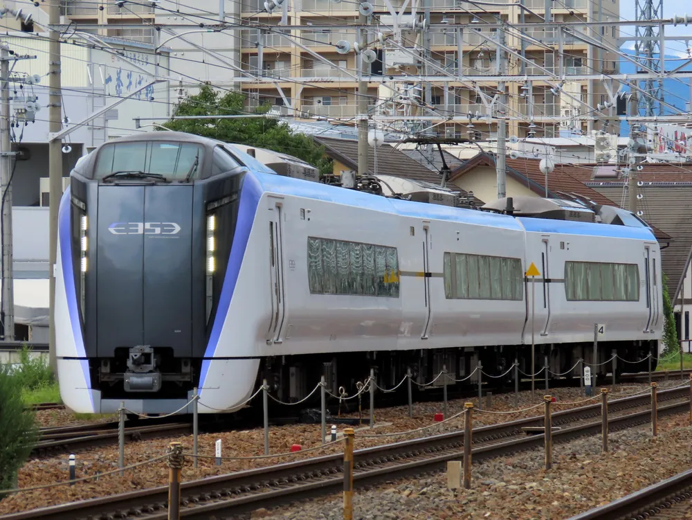 파일:ShinshuTrain.jpg