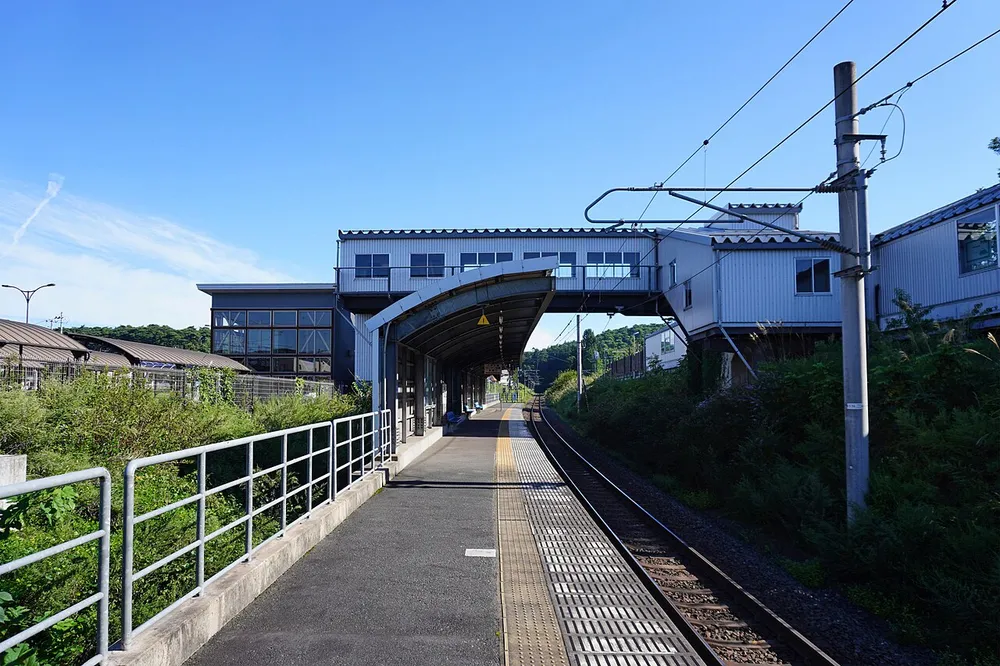 파일:IGR_Sugo_Station_Platform_1,_Iwate_Pref.jpg