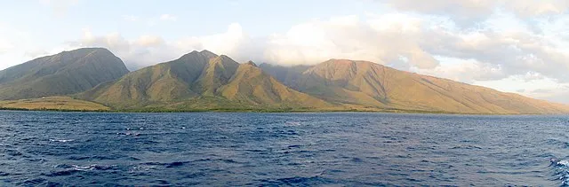 파일:Maui_panorama.jpg