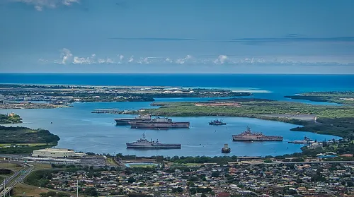 파일:Pearl_Harbor_Middle_Loch.jpg
