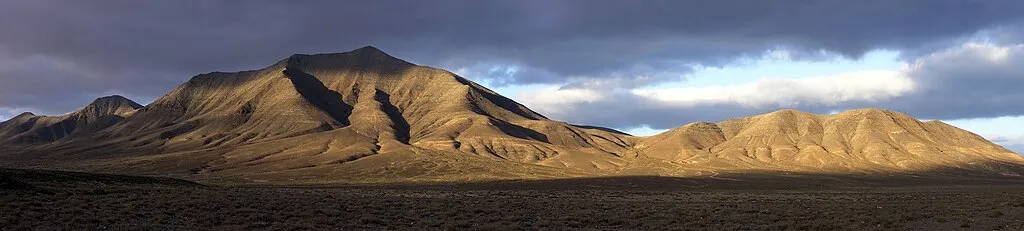 파일:Hacha_grande_from_papagayo_pano.jpg
