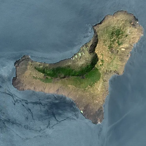 파일:Santa_Cruz_de_Tenerife_SPOT_1320.jpg