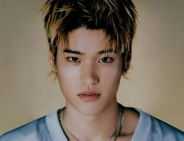 파일:소희 프로필_Talk Saxy.jpg