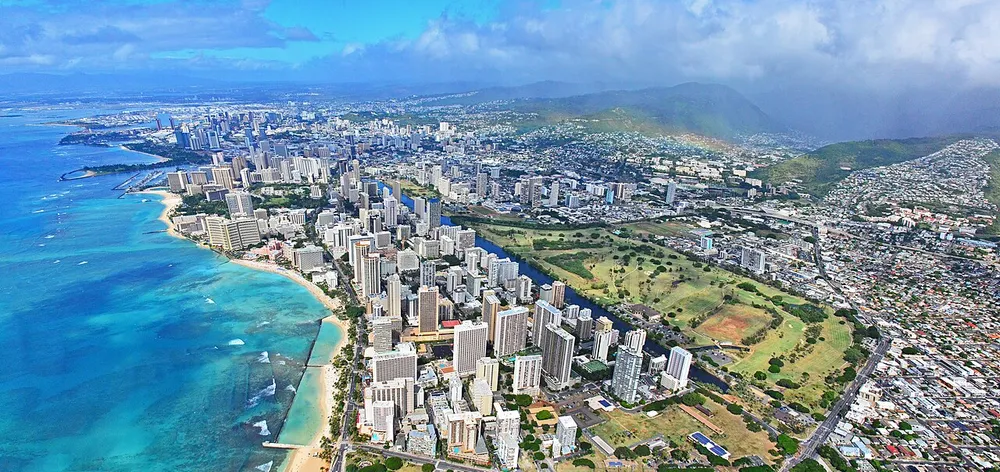 파일:Waikiki,_Honolulu_Panorama_(16191692896).jpg