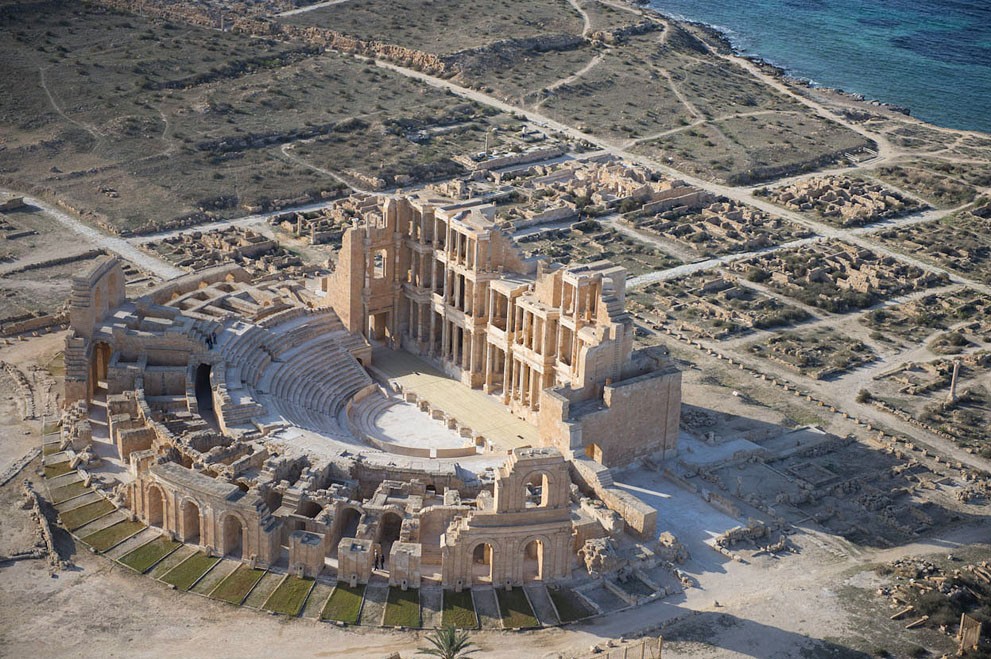 파일:libya-the-ancient-Roman-cities-of-Leptis-Magna-and-Sabratha.jpg
