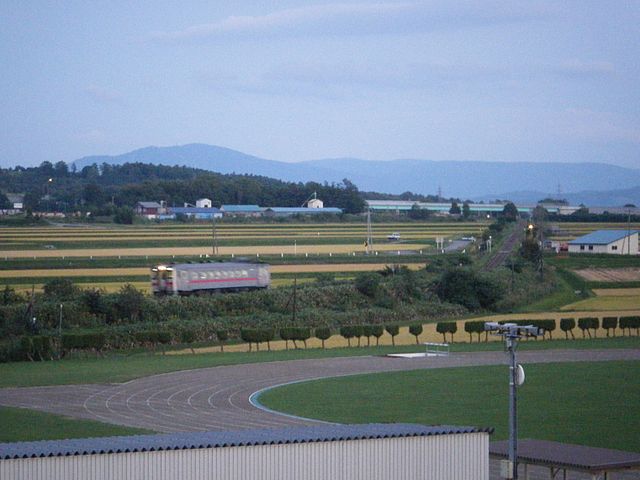 파일:external/upload.wikimedia.org/640px-Rumoi_Line_Chippubetsu.jpg