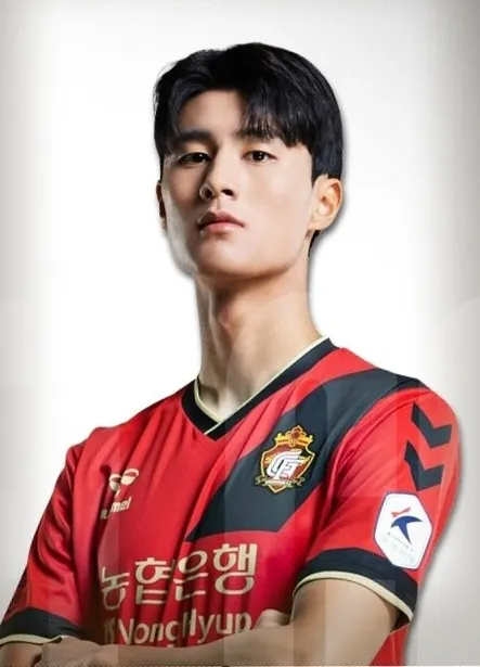 파일:경남FC 정현욱.jpg