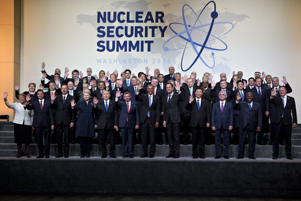 파일:external/www.bellanaija.com/Nuclear-Security-Summit-4-600x400.jpg