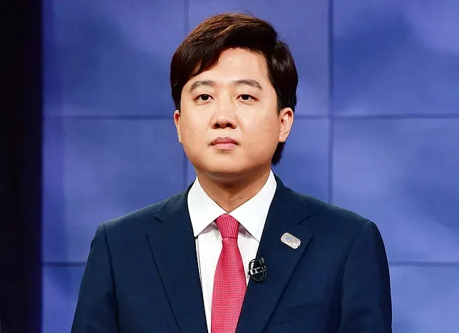 파일:준석1.jpg