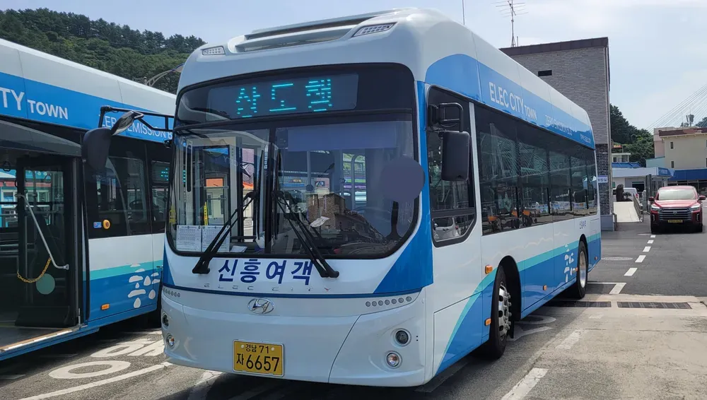 파일:통영버스 사량도 상도행.webp