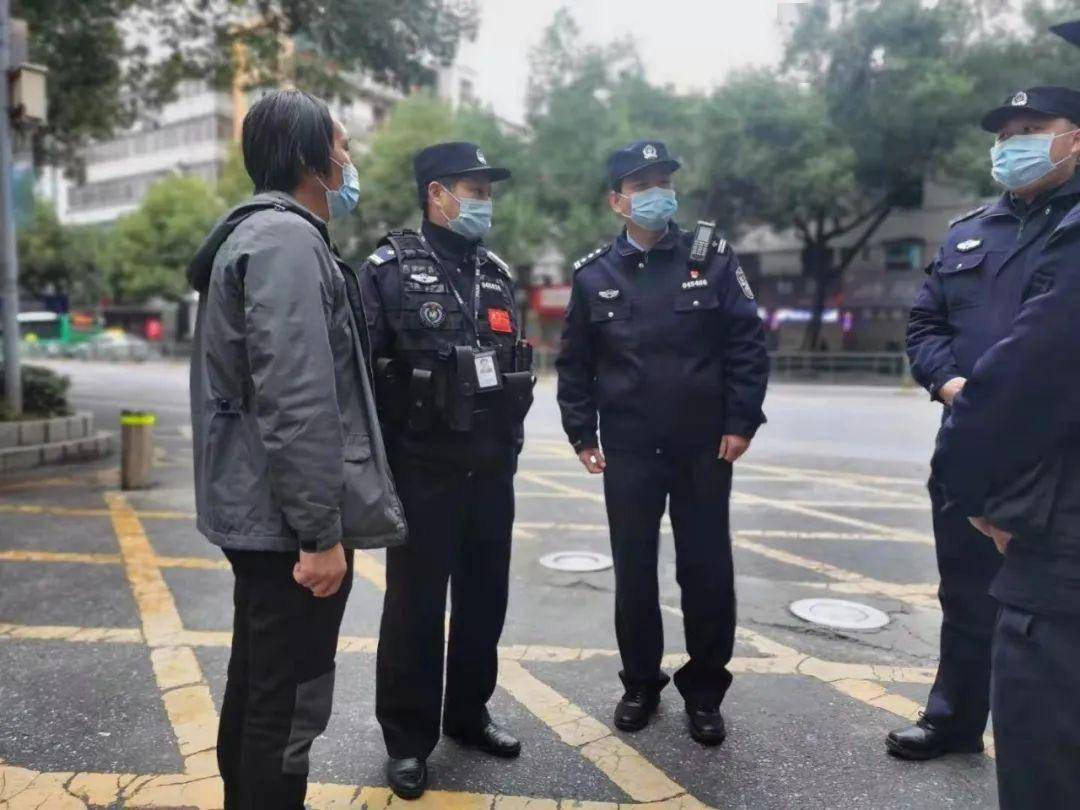 파일:중국 경찰 기동복.jpg