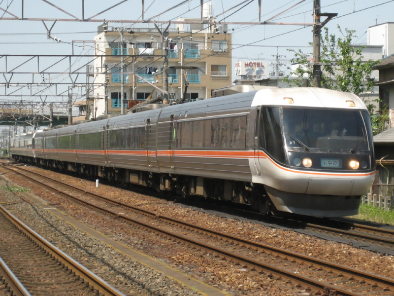 파일:external/upload.wikimedia.org/CentralJapanRailwayCompanyType383-02.jpg