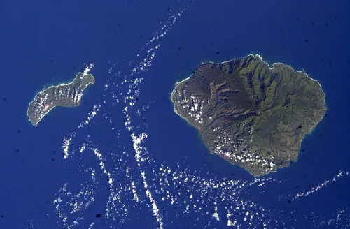 파일:Niihau_mit_kauai.jpg