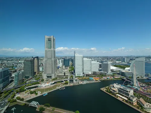 파일:Minatomirai_202105.jpg