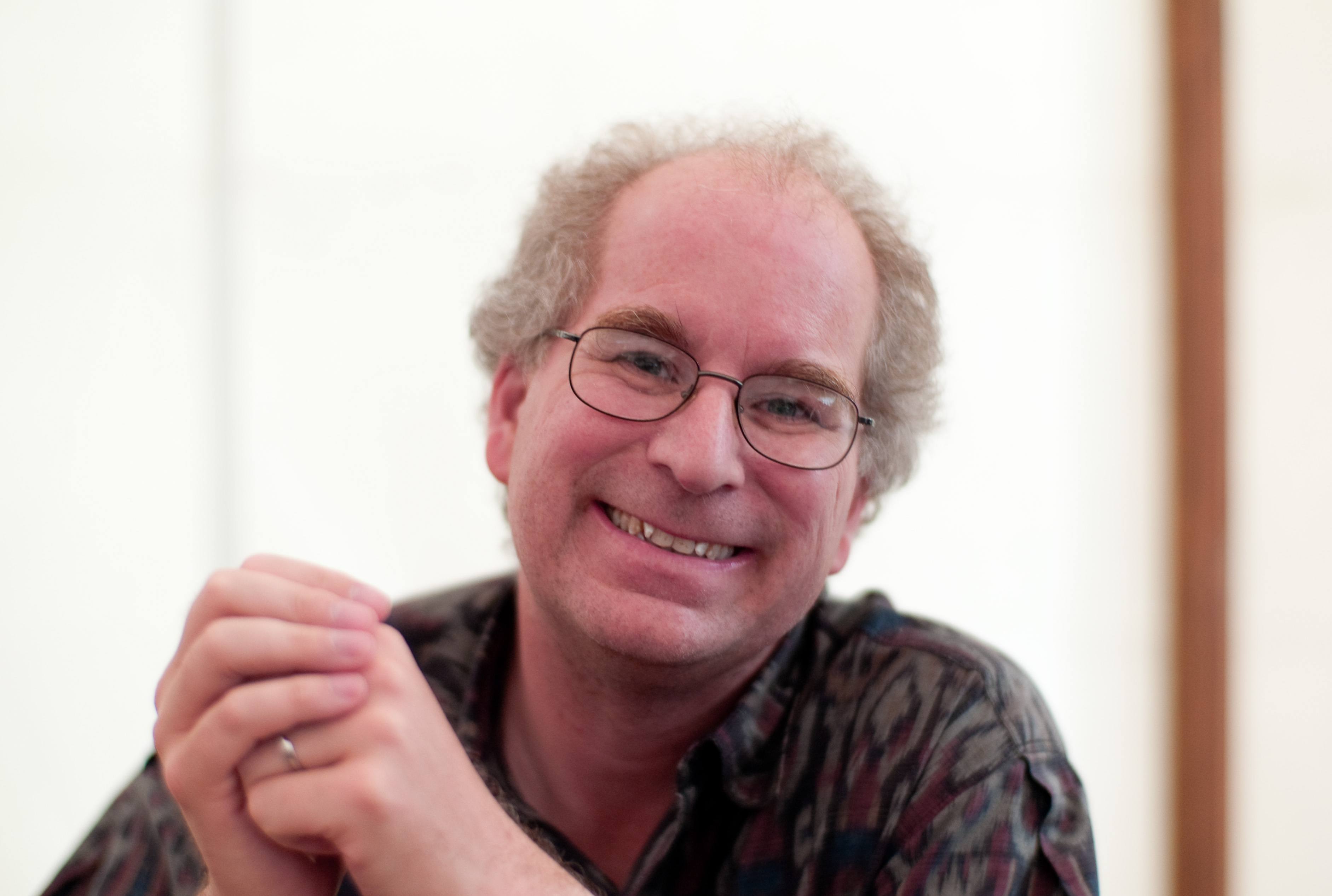 파일:Brewster_Kahle_2009.jpg