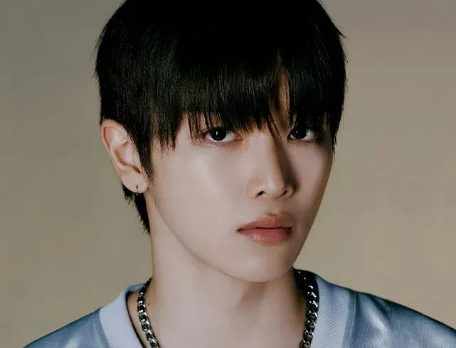 파일:성찬 프로필_Talk Saxy.jpg