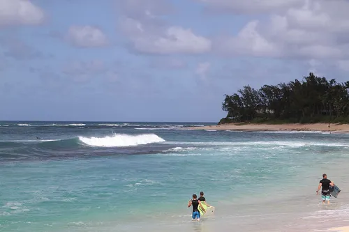 파일:North_Shore_Hawaii_(30005333723).jpg