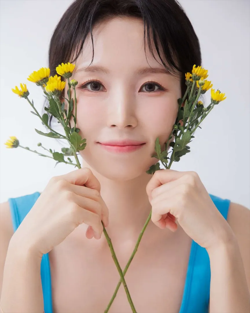 파일:윤지윤 프로필.png