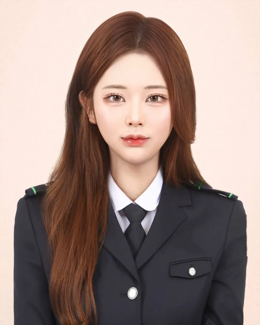 파일:와이 프로필.png