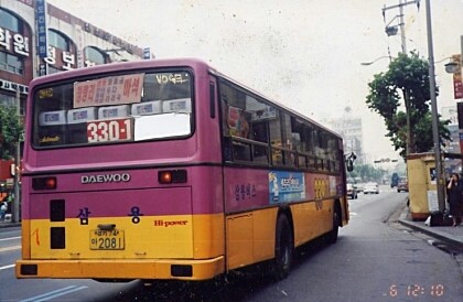 파일:330-1번버스.jpg