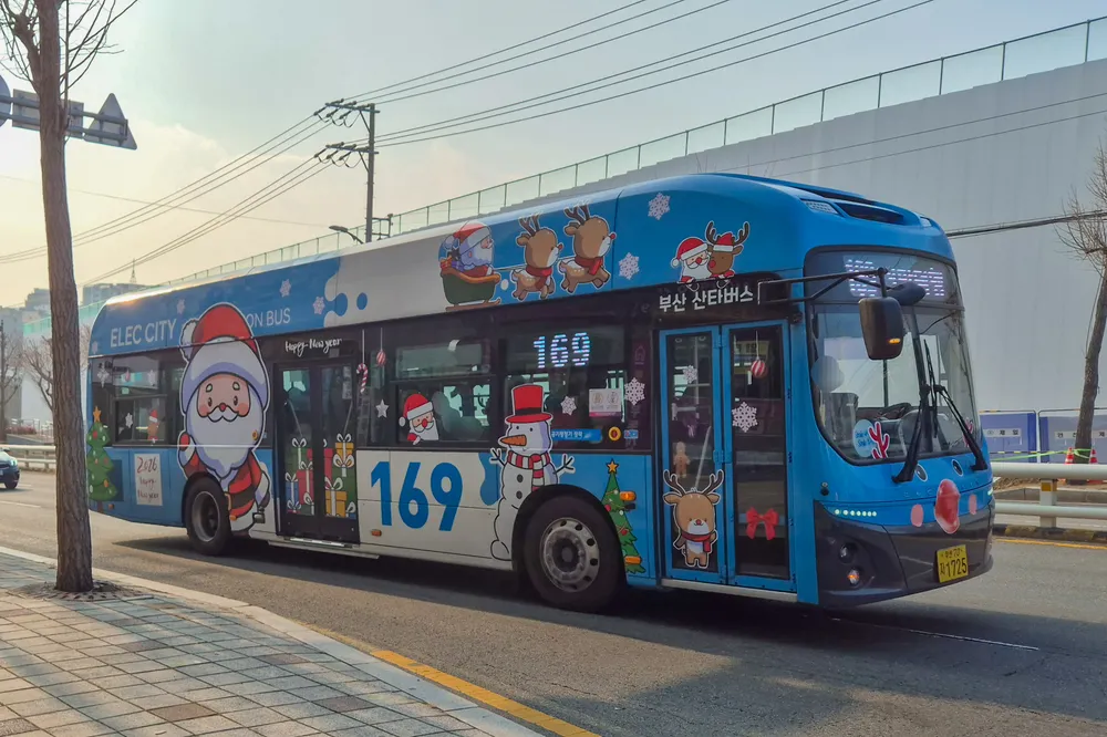 파일:부산 169번 1725호.jpg