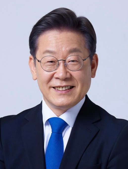파일:이재명 2022.jpg