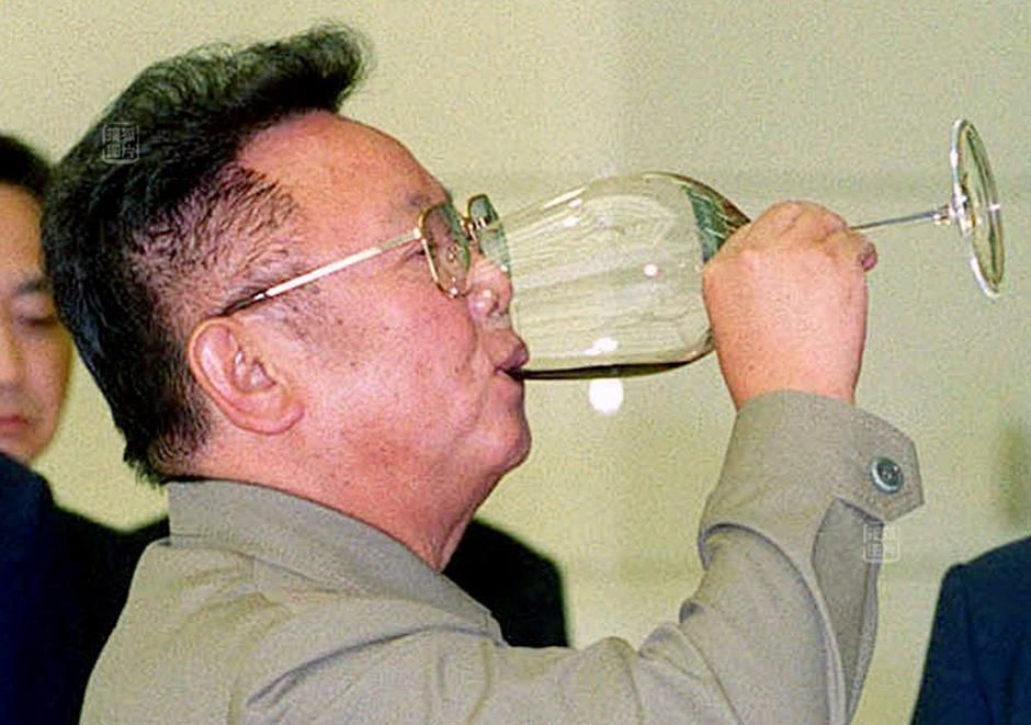 파일:Kim Jong-il.jpg