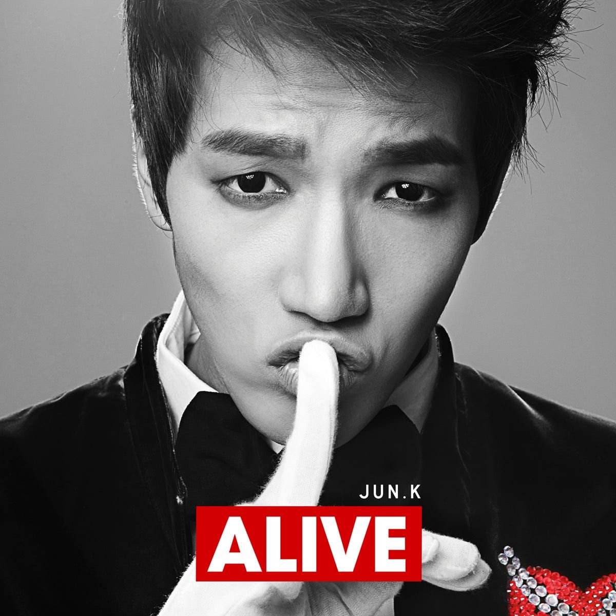 파일:Jun.K Alive.jpg