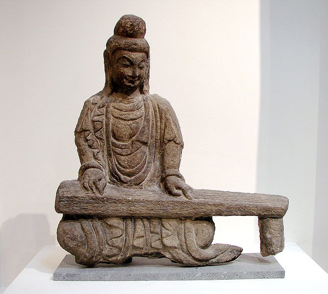 파일:external/upload.wikimedia.org/669px-Bodhisattva_musicien_Mus%C3%A9e_Guimet_2418.jpg
