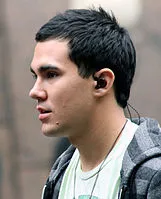 파일:external/upload.wikimedia.org/161px-Carlos_Pena_Jr_BTR_Paparazzo.jpg